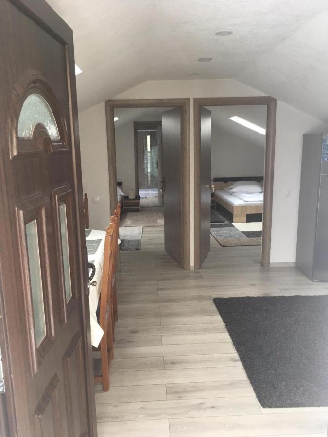 Casa Andy Hotell Buşteni Eksteriør bilde