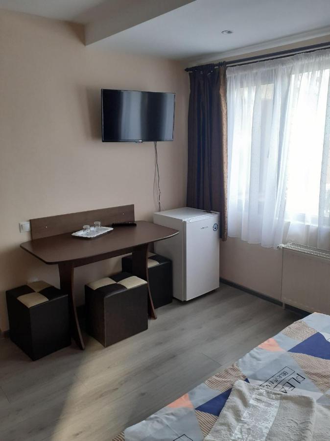 Casa Andy Hotell Buşteni Eksteriør bilde