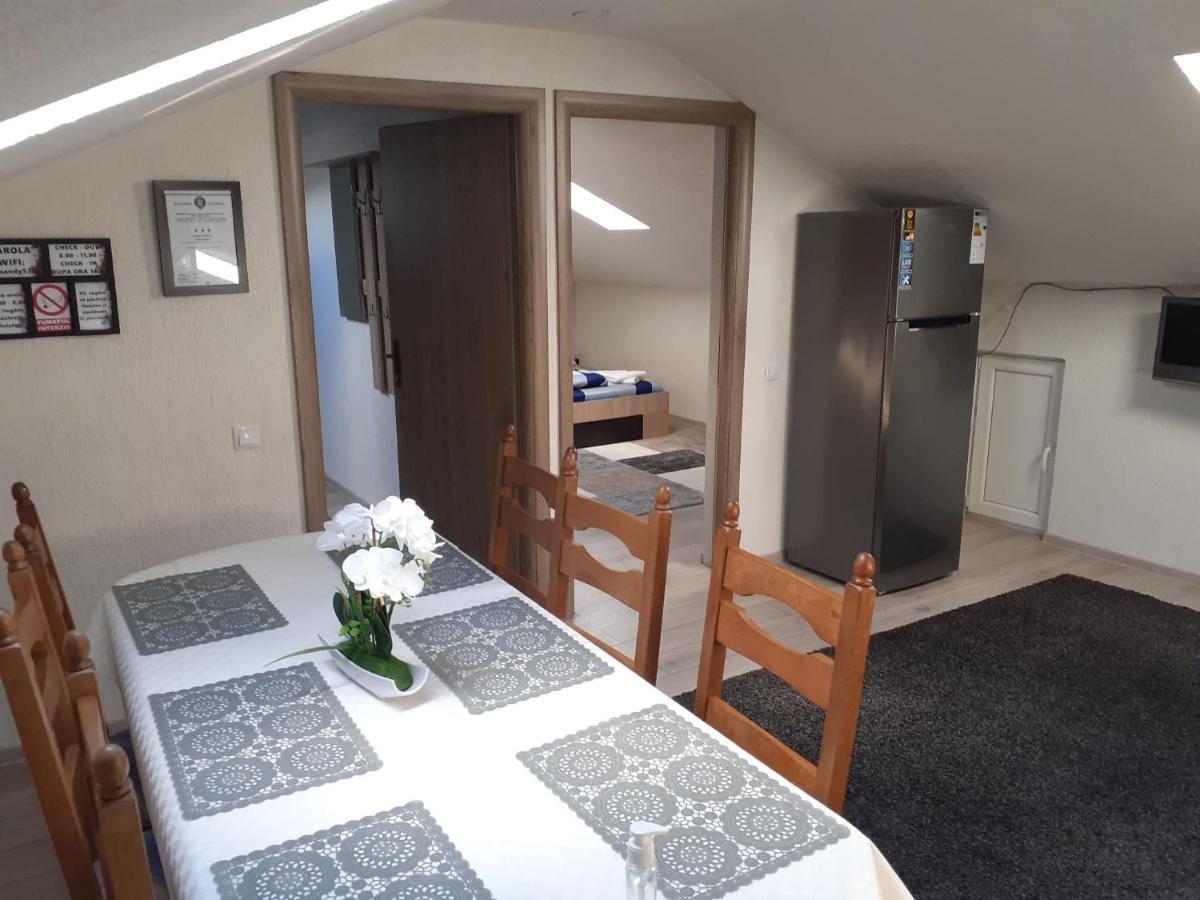Casa Andy Hotell Buşteni Eksteriør bilde