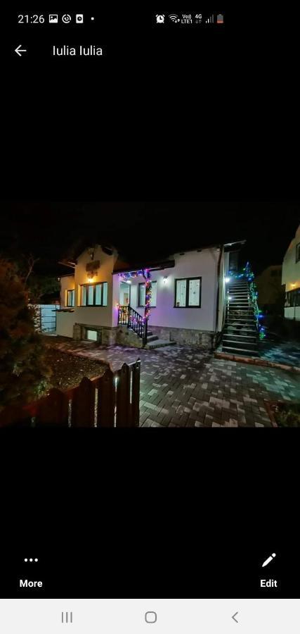Casa Andy Hotell Buşteni Eksteriør bilde